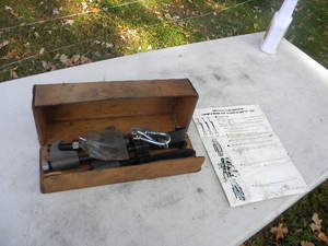 lot 466 image: Matco Coil spring clamping tool