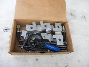lot 471 image: TV Tensioner kit