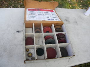 lot 470 image: Matco sanding disc kit