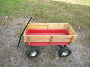 lot 589 image: Red Wagon w wood sides