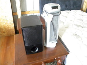 lot 592 image: Sony Speaker & Lasko heater