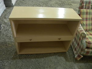 lot 608 image: Painted wood shelf