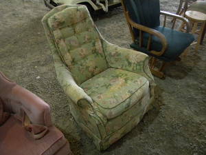 lot 612 image: Floral print arm chair