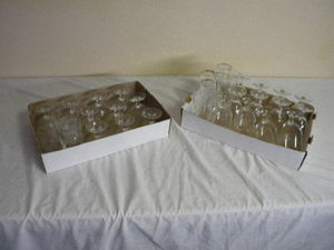 lot 632 image: 2) Flats clear stemware