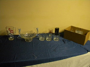 lot 660 image: Pitcher, serving bowl, glasses