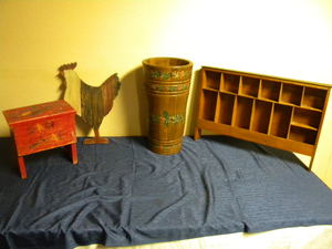 lot 701 image: Wooden umbrella stand, chicken
