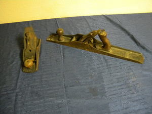 lot 705 image: 2) Wood planes, Bedrock & Bailey