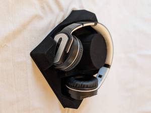 lot 55 image: Switch Back Headphone Speakers donated by Kool Koncepts