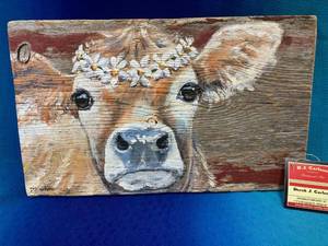 lot 70 image: Amy Hahn Art Therapist - 2 hour Craft Session, Sound healing Journey with Tanya Meyer & Dylan Johnson at Divine Light, Cow Art