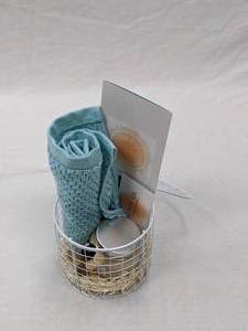 lot 91 image: Rays of Sol Gift Basket