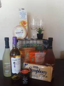 lot 8 image: #3 Wine Basket Wine Donated by Frontier Liquor