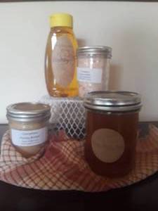 lot 11 image: Baby Bears Hives Donated by Cal & Bonnie Kangas