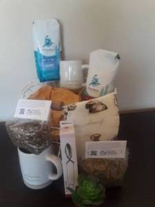 lot 13 image: Good Morning Coffee and Tea Basket Coffee Donated by Caribou, Grand Rapids, MN