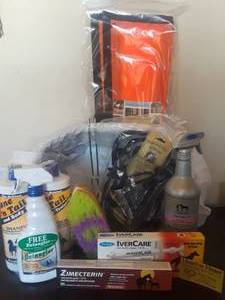 lot 17 image: Equine Care Basket Donated by Vicky Houg, Heart to Heart Equestrian Services