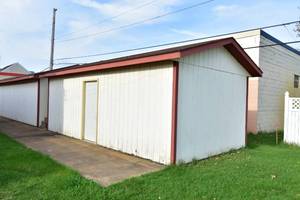 lot 8 image: Storage Shed 12 X 24