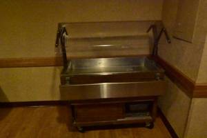 lot 11 image: Rolling Buffet Table