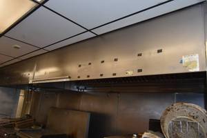 lot 34 image: 2) 4 X 9 SS Hoods wAnsil