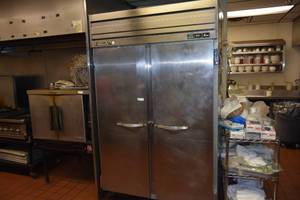 lot 35 image: Beverage-Air  Refrigerator