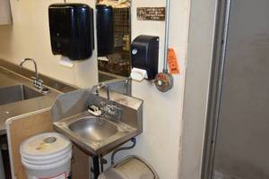 lot 49 image: Hand sink, Mirror, Tork