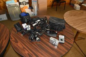lot 153 image: 2 cameras and mics