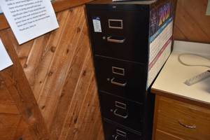 lot 179 image: 4 drawer black file