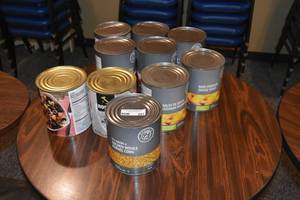 lot 227 image: 5) Gal. Dried tomatoes