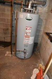 lot 262 image: A.O.Smith NG 75 Gal W Heater