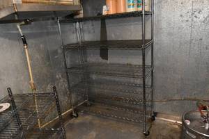 lot 284 image: NSF Roller Rack 4 L X 18 Deep X 6 H  5 Shelves