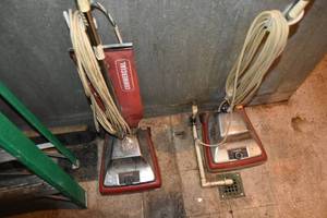 lot 269 image: 2) Commercial upright vacs