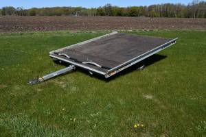lot 2 image: Shoremaster Aluminum Trailer