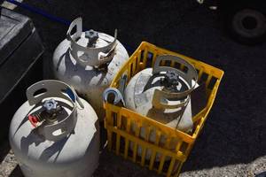 lot 52 image: 3) Older LP tanks1 full