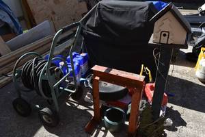 lot 59 image: Hose & reel, water containers