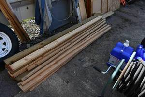 lot 62 image: 12) 2 X 4s treaded and untreated