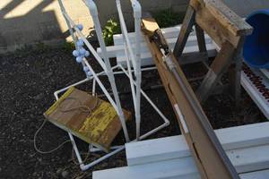 lot 73 image: Ladder ball, running board for Chev