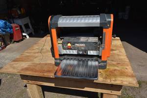 lot 98 image: Rigid 13 Planer like new unit