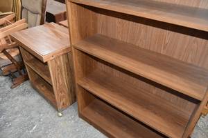 lot 142 image: Roller microwave stand & bookshelf