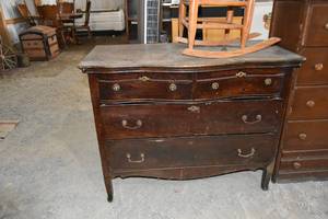 lot 146 image: Four drawer chest & kids rocker