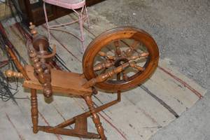 lot 159 image: 16 Spinning Wheel