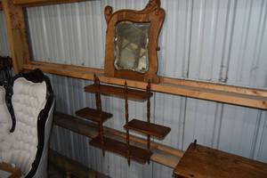 lot 161 image: Small shelf and mirror from sec.