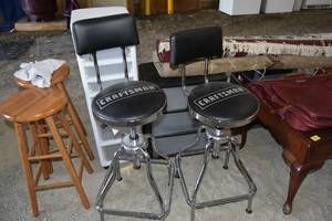 lot 199 image: 2) Craftsman adjustable bar stools