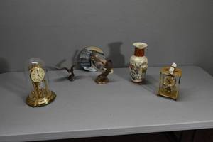 lot 247 image: 2) Anniversary Clocks, Vase, Eagles
