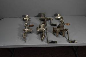 lot 260 image: 6) Meat grinders, 1)Griswold