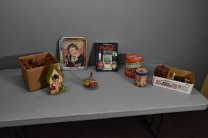 lot 264 image: Metal Top, Music box, Coke tray