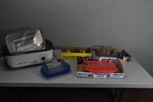 lot 287 image: Nesco roaster, AH bakeware