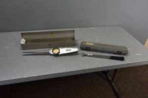 lot 325 image: 2) Torque Wrenches 12 & 14