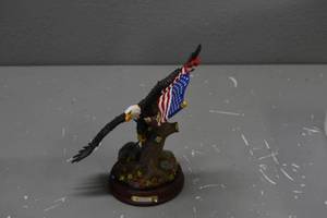lot 336 image: Collector Eagle wCert