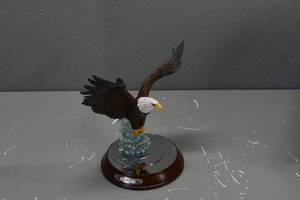 lot 339 image: Graceful Visions wcert.