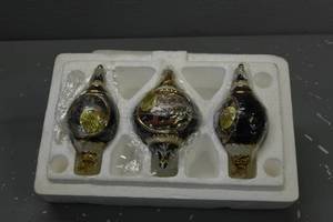 lot 344 image: Christmas Ornaments wcert.