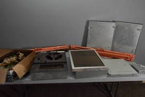 lot 371 image: Saw Horses, 2) Elec heaters