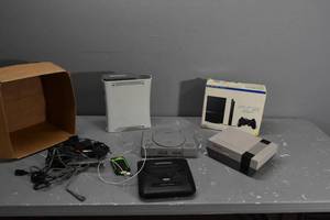 lot 386 image: Sega, X-Box, Playstation, Sony